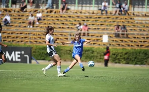 Las Leonas lograron remontar y derrotar al Cacique en La Pintana. (Javiera Mera / Prensa UCH)