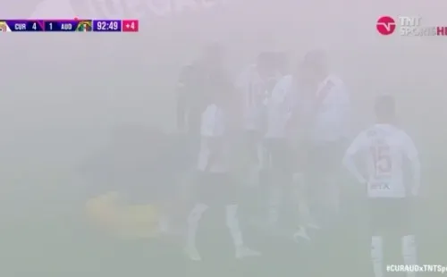 Curicó y Audax terminaron jugando con mucha niebla