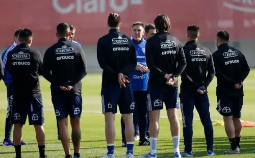 Berizzo en su primera charla con la selección chilena. Foto: ANFP.