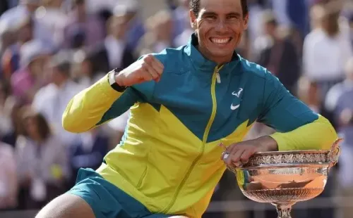 Nadal celebra el título 14 en Roland Garros