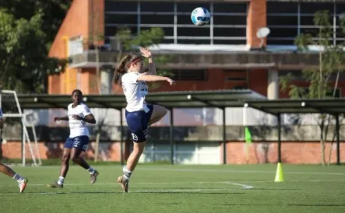 Este jueves el entrenamiento fue a puertas cerradas. (La Roja)