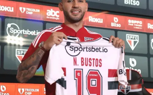 Nahuel Bustos usará la camiseta “19” en el Sao Paulo, próximo rival de Flamengo en el Brasileirao.