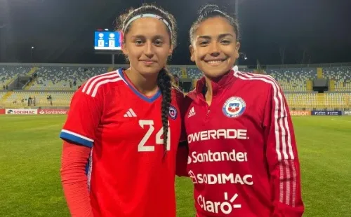 Olivares y Cortés son las dos jugadoras que disputaron su primer partido con la Roja adulta este sábado. (Comunicaciones ANFP)