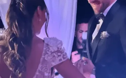 Verónica Bianchi captó un momento muy emotivo en el matrimonio de Matías Zaldivia. (Captura    @verobianchi89).