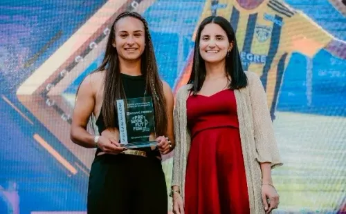 Caniguán ganó el premio al mejor gol esta temporada. (María Loreto Plaza @estricolor)