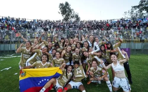 Colo Colo festejó en el estadio Sausalito.