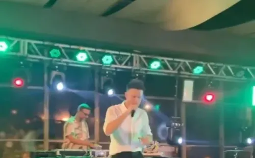 Ángelo Henríquez cantó la canción La Bachata de Manuel Turizo.