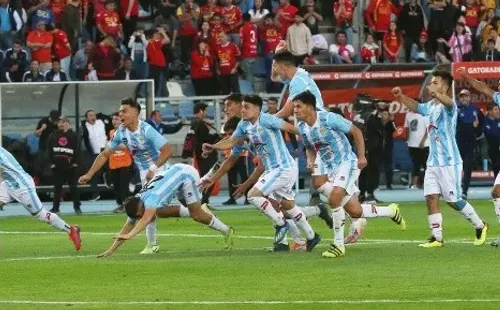 Magallanes terminó su histórica campaña del 2022 como campeón de la Primera B, ascendido al Campeonato Nacional y el nuevo monarca de la Copa Chile. Foto: Agencia Uno