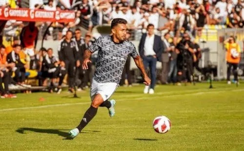 Bolados peleará el centro del ataque con Benegas para el debut de Colo Colo (Foto: Guille Salazar)