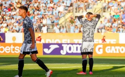 Los jugadores de Colo Colo se lamentan en Rancagua (Foto: Guille Salazar)