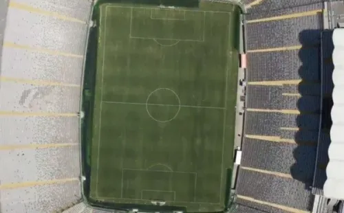 Así luce la cancha de Colo Colo para esta temporada