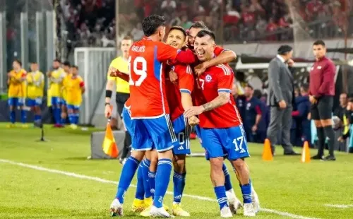 Alexis celebra su gol donde Aravena fue fundamental (Foto: Guille Salazar)