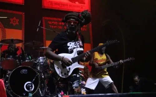 Steel Pulse.