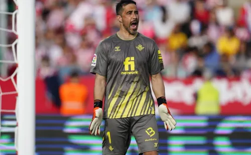 ESP: Girona FC-Real Betis. La Liga Santander Claudio Bravo of Real Betis during the La Liga match between Girona FC and Real Betis played at Montilivi Stadium on May 28, 2023 in Girona, Spain. kpng Copyright: xSergioxRuizx/xPRESSINx PS_230528_007