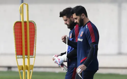 Tuto de Paul y Johnny Herrera en el Centro Deportivo Azul. (Ramon Monroy/Photosport).