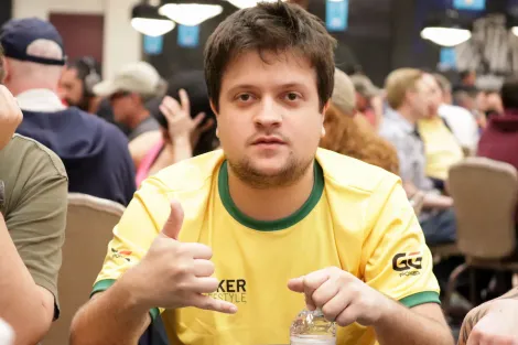 WSOP: 11 brasileiros garantem classificação no Dia 1A do Colossus