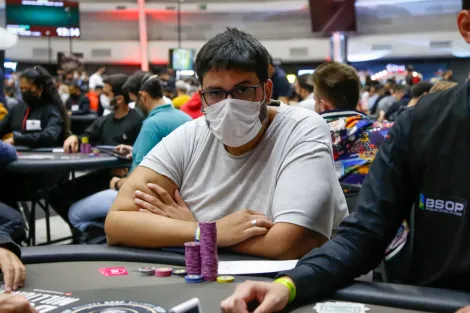 Fernando Viana é campeão do US$ 215 Sunday Supersonic do PokerStars