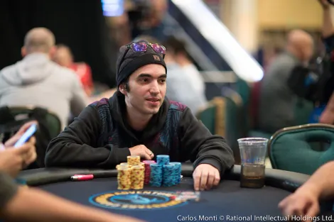 João Sydens é campeão do Sunday Million em reta final dominante