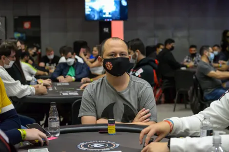 Leocir Carneiro avança como chip leader ao Dia Final do Sunday Million