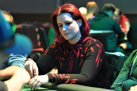 Vanessa Kade é campeã do 15º Sunday Million de Aniversário e leva US$ 1,5 milhão