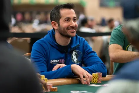 Repórter e apresentador na WSOP, Jeff Platt bate na trave de bracelete