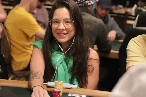 Juliana Vidal lidera brasileiras classificadas ao Dia 2 do Ladies Championship da WSOP