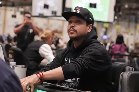 Felipe Mojave está no Dia 3 do PLO Championship da WSOP