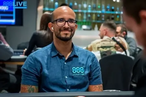 Alexandre Mantovani fala da primeira vez em Vegas para o 888poker: "50 torneios em 40 dias"