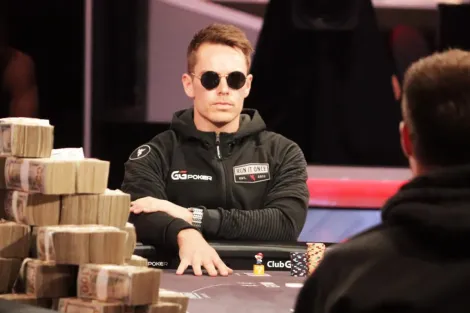 Campeão do Main Event da WSOP "perdeu tudo" há dois meses; entenda