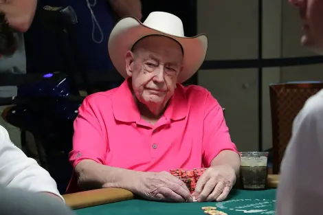 Entenda por que Doyle Brunson não dará mais autógrafos