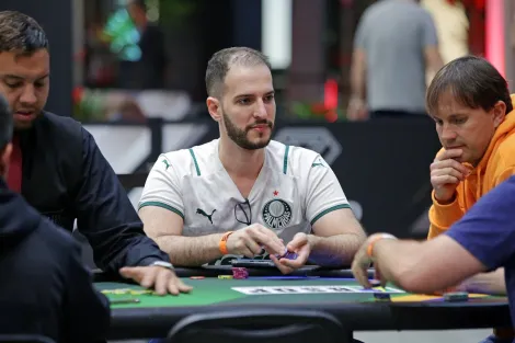 Murilo Milhomem continua na liderança do ranking de Omaha do BSOP