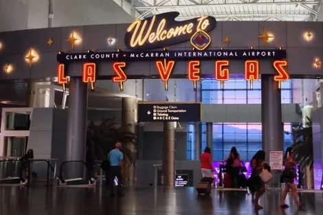 Efeito WSOP? Aeroporto de Las Vegas bate recorde histórico em junho