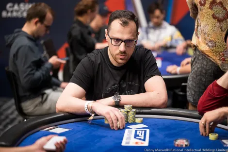 Artur Martirosyan crava Single Day HR I do EPT Barcelona em segunda FT