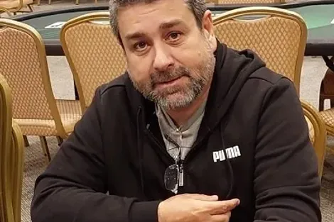 Alexandre Villela é eliminado na decisão do Seniors do EPT Barcelona