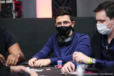 Ramon Sfalsin bate na trave do bracelete no Evento #2 da WSOP Online