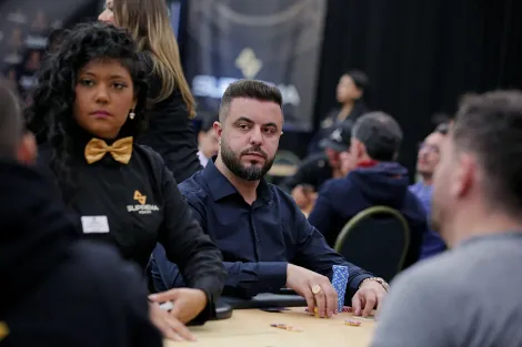 Suprema Big Hit: 11 jogadores avançam ao Dia Final do PLO 6-Handed KO