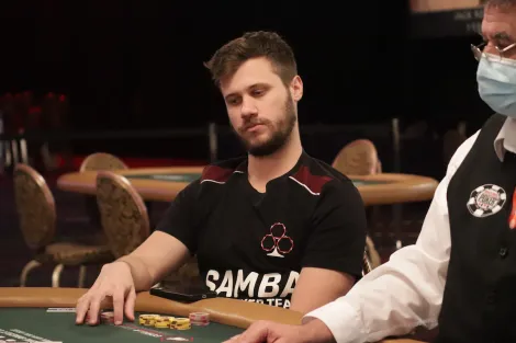 Após cooler cruel, Kelvin Kerber forra com pódio no Evento #13-H do WCOOP