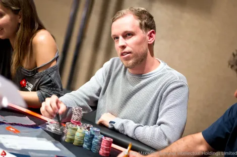 Simon Mattsson é campeão do Main Event da WSOP Online e forra US$ 2,7 milhões