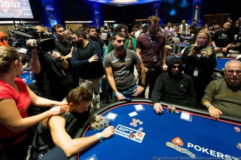 Cooler clássico elimina Eugenio Peralta na bolha do Main Event do EPT Londres