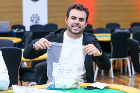 Paulo Gonçalves lidera os 14 classificados no Dia 1 do PLO da WSOP Brazil