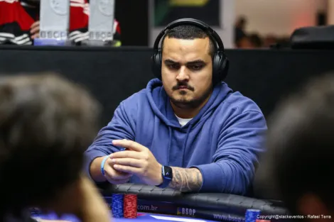 Três brasileiros alcançam mesa final no Sunday Million do PokerStars