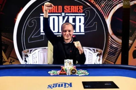 Ilija Savevski leva forra e ticket do ME com título do Mini Main Event na WSOP Europa