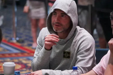 Existe isso? Chance Kornuth acerta hero call insano com 9-high em Las Vegas