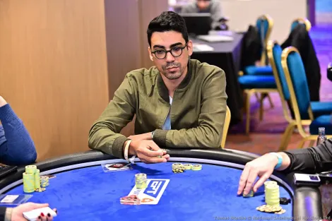 Pablo Brito sofre com cooler maldoso no Main Event do EPT Praga