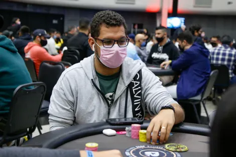 Bruno Severino é campeão do Mini Bounty Builder HR do PokerStars