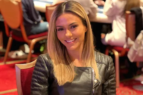 Modelo brasileira, Raphaela Milagres exalta experiência no WPT World Championship