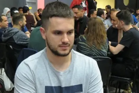 Gabriel Stuelp avança como chip leader ao Dia Final do Sunday Million