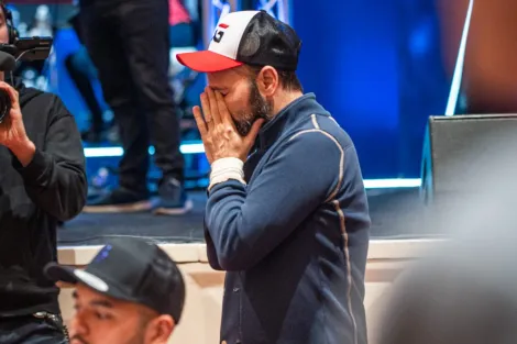 Daniel Negreanu leva river cruel e cai na reta final do Main Event do WPT World Championship