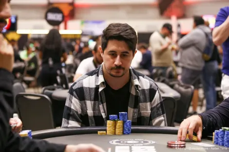 Jonathan Wolter avança entre os líderes à FT do Main Event-Medium da New Year Series