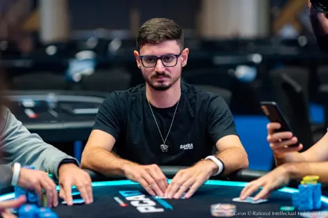 Allan Mello está no Dia 5 do Main Event do PCA após dia maluco